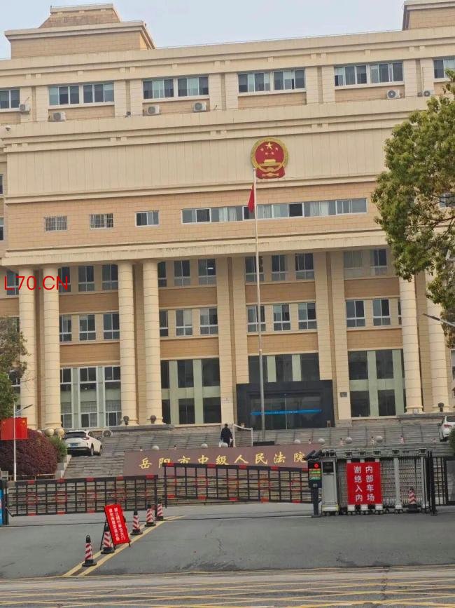 被发小枪杀男子家属发声