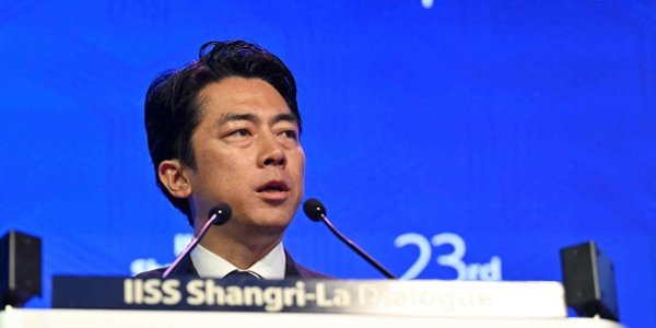 日本推动新军国主义，防卫大臣倒打一耙，外媒：中国有大量核武器
