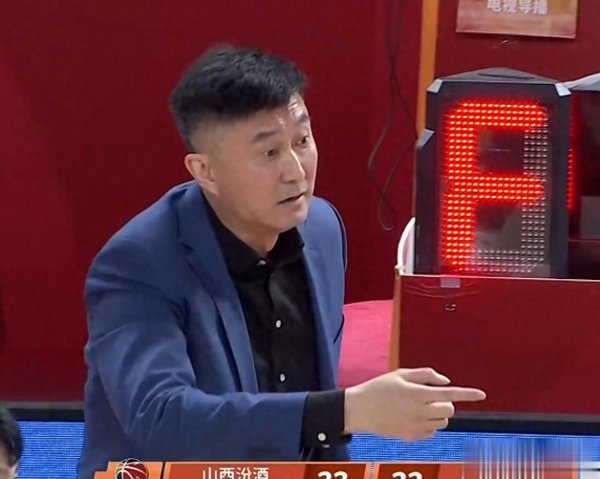 广东3消息! 杜锋深夜开会, 深圳热身赛惨败北京, 广州球票售罄